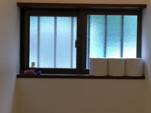 トイレの窓