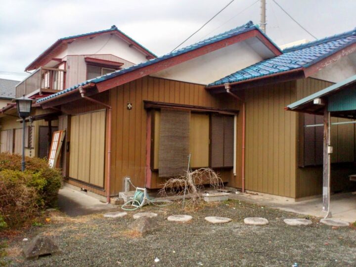 古い家