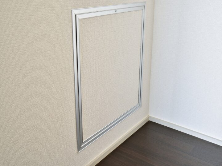 壁の点検口